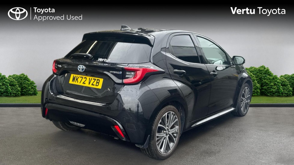 Toyota Yaris 1.5 Hybrid Excel 5dr CVT Hybrid Hatchback - Image 2