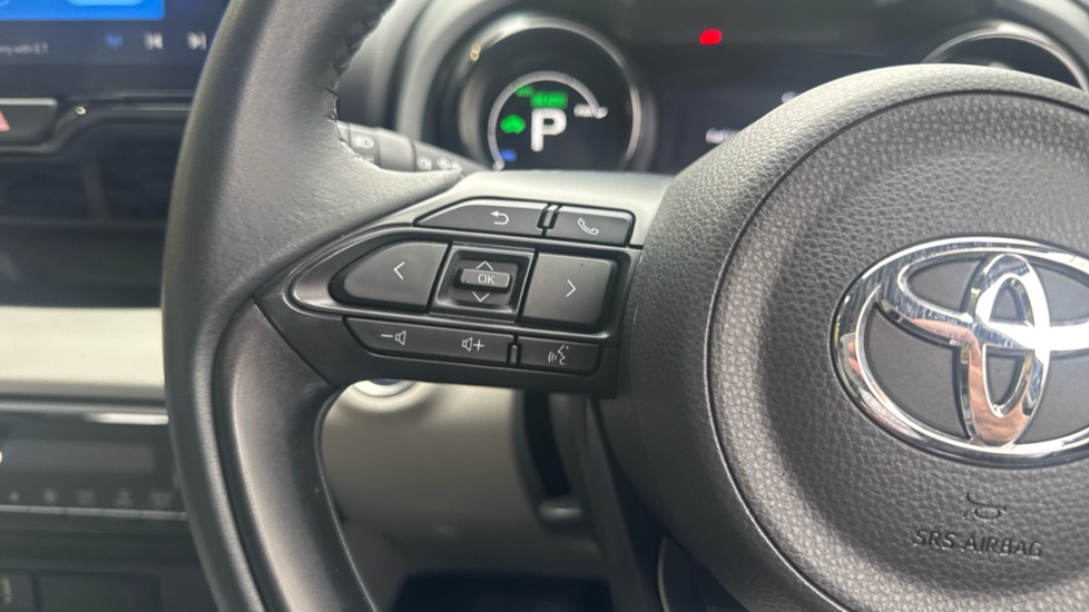 Toyota Yaris 1.5 Hybrid Excel 5dr CVT Hybrid Hatchback - Image 30