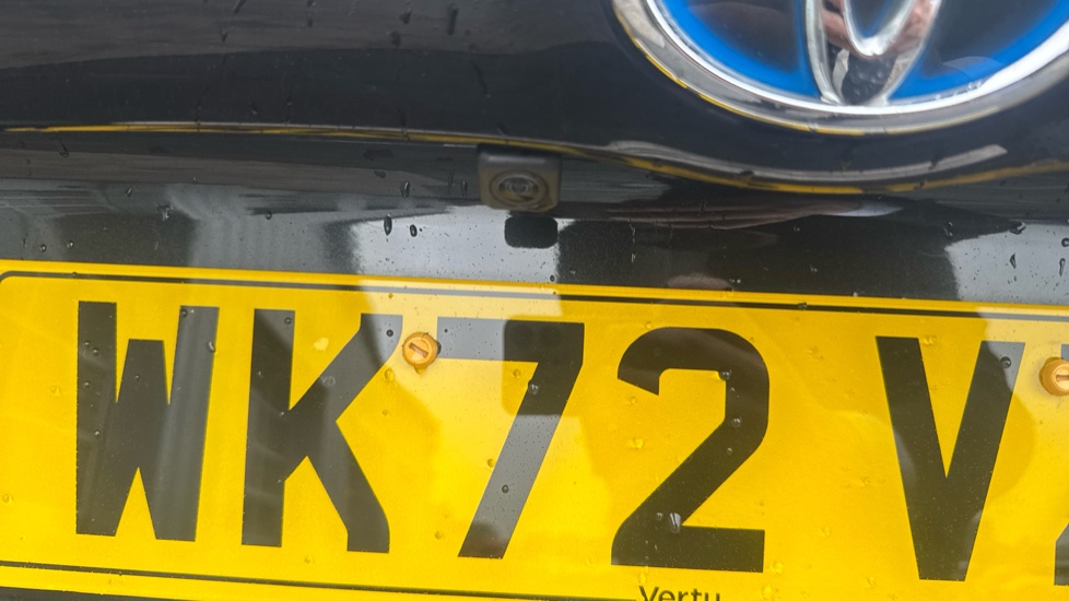 Toyota Yaris 1.5 Hybrid Excel 5dr CVT Hybrid Hatchback - Image 38