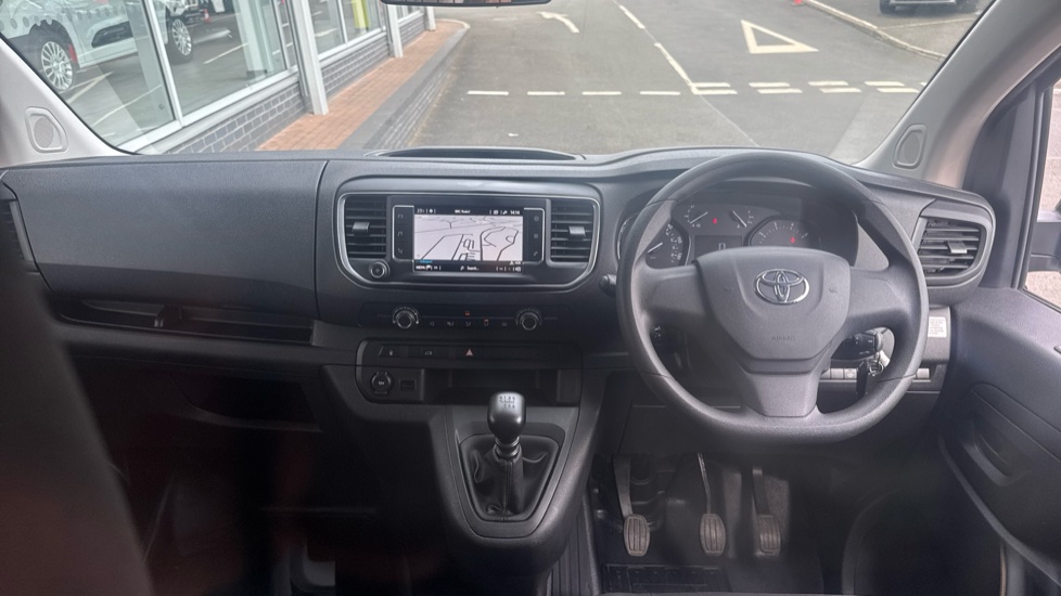 Toyota Proace Medium Diesel 1.5D 120 Icon Van - Image 6