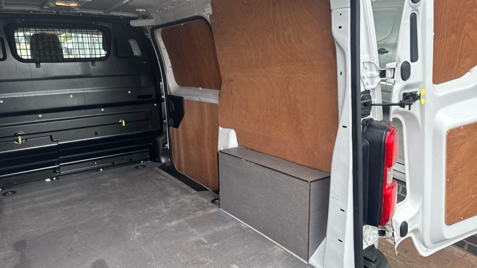 Toyota Proace Medium Diesel 1.5D 120 Icon Van - Image 36