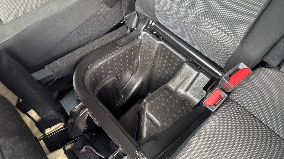 Toyota Proace Medium Diesel 1.5D 120 Icon Van - Image 42