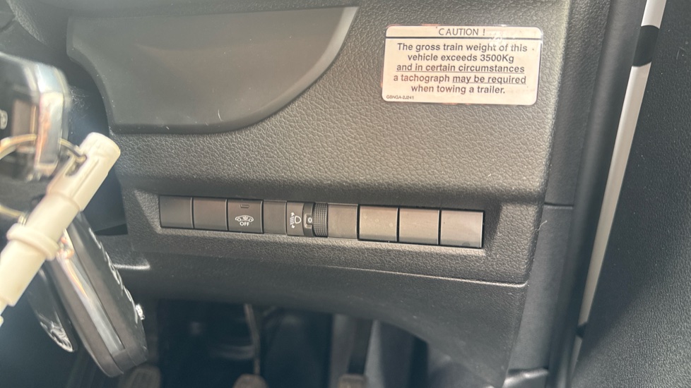 Toyota Proace Medium Diesel 1.5D 120 Icon Van - Image 48