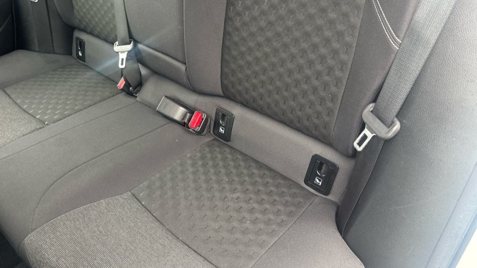 Toyota Corolla 1.8 Hybrid Icon 5dr CVT Hybrid Estate - Image 14