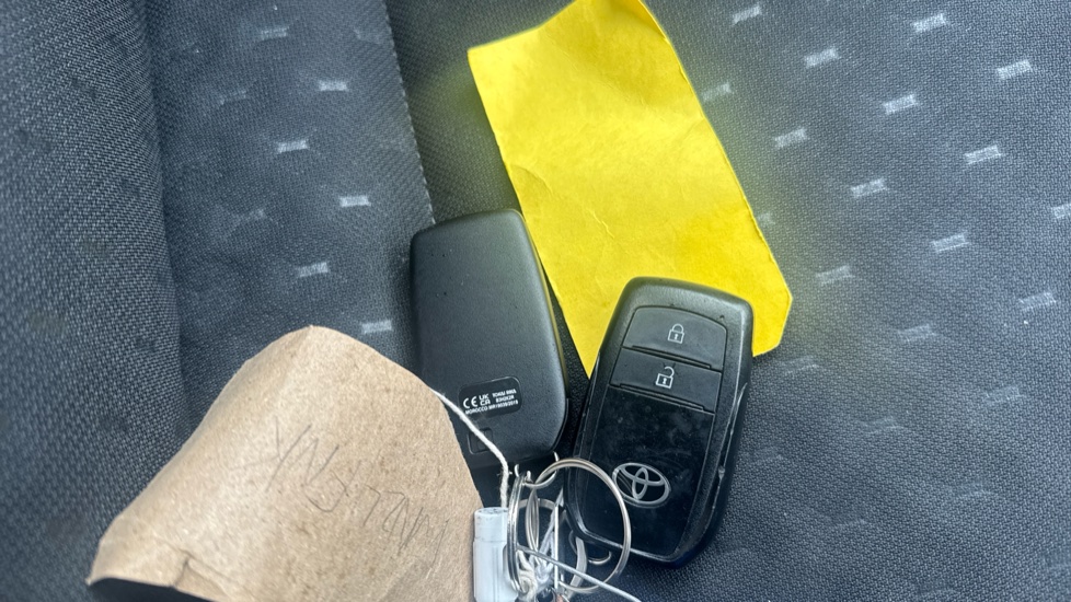 Toyota Corolla 1.8 Hybrid Icon 5dr CVT Hybrid Estate - Image 28