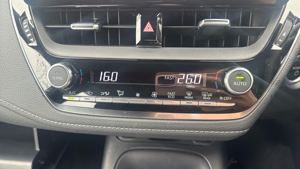 Toyota Corolla 1.8 Hybrid Icon 5dr CVT Hybrid Estate - Image 44