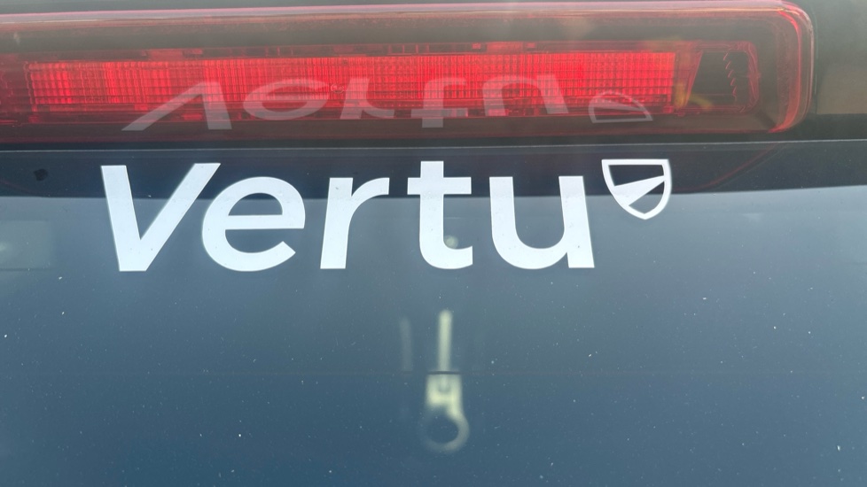 Toyota Aygo X 1.0 VVT-i Edge 5dr Petrol Hatchback - Image 31