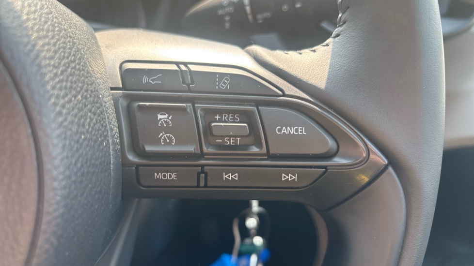 Toyota Aygo X 1.0 VVT-i Edge 5dr Petrol Hatchback - Image 34