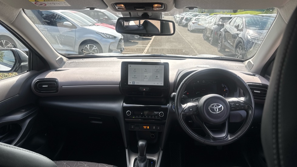 Toyota Yaris Cross 1.5 Hybrid Excel 5dr CVT Hybrid Estate - Image 6
