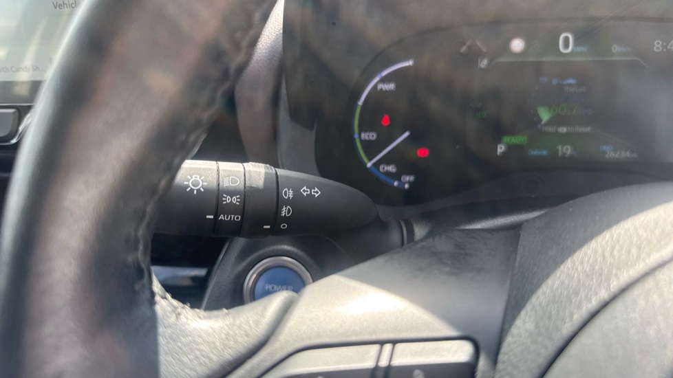 Toyota Yaris Cross 1.5 Hybrid Excel 5dr CVT Hybrid Estate - Image 34