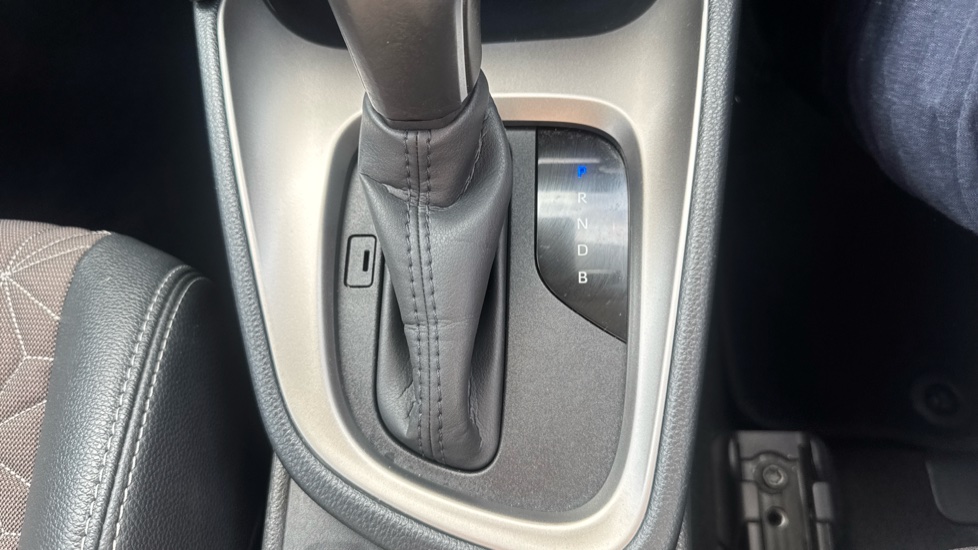 Toyota Yaris Cross 1.5 Hybrid Excel 5dr CVT Hybrid Estate - Image 37