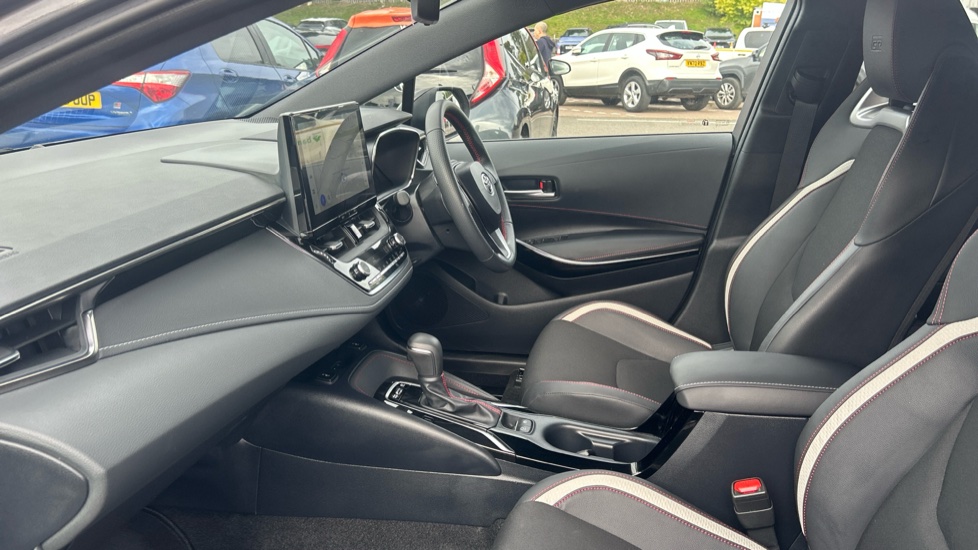 Toyota Corolla 1.8 Hybrid GR Sport 5dr CVT Hybrid Hatchback - Image 5
