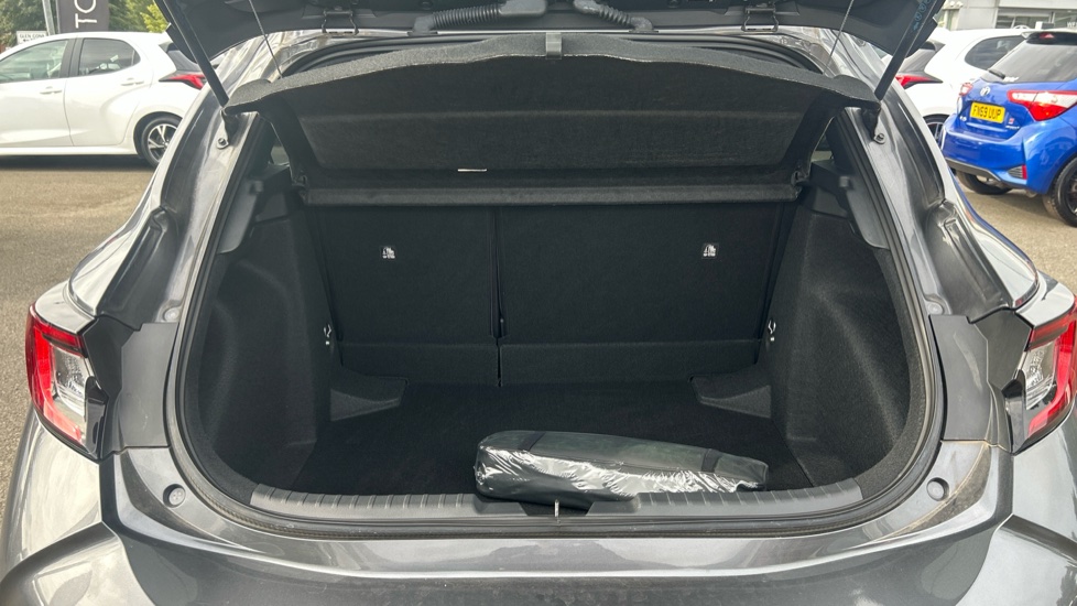 Toyota Corolla 1.8 Hybrid GR Sport 5dr CVT Hybrid Hatchback - Image 13
