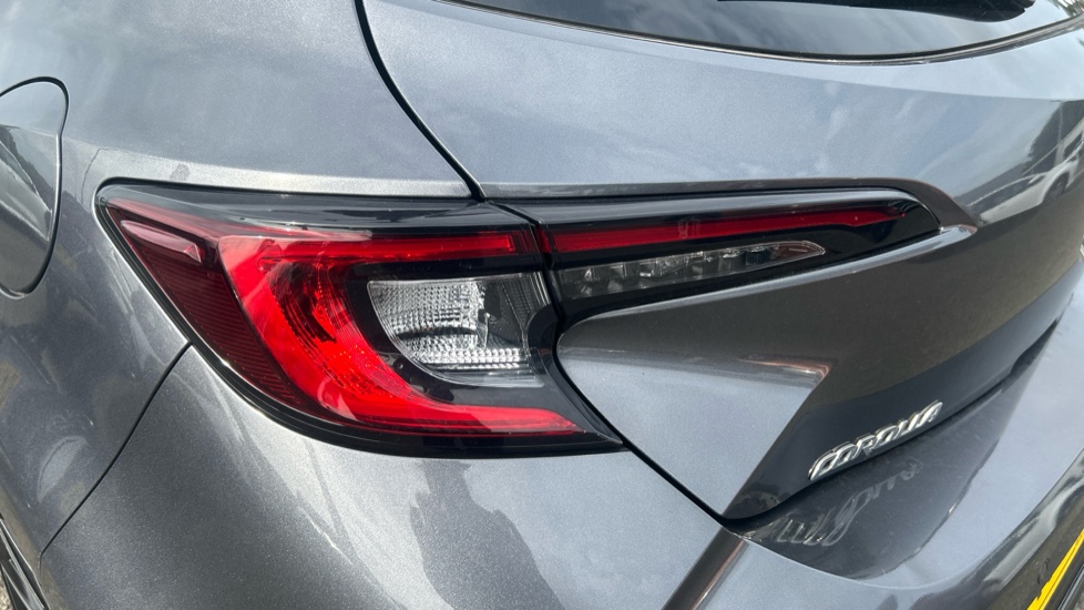 Toyota Corolla 1.8 Hybrid GR Sport 5dr CVT Hybrid Hatchback - Image 21