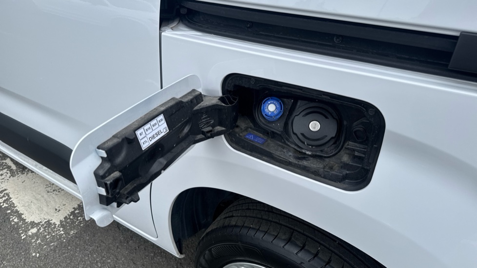 Toyota Proace City L1 Diesel 1.5D 100 Icon Van - Image 32