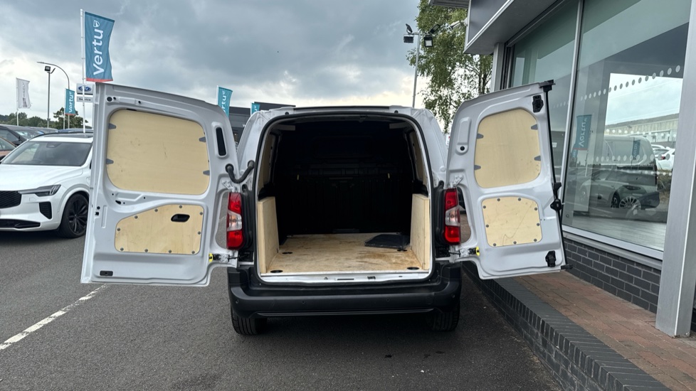 Toyota Proace City L1 Diesel 1.5D 100 Icon Van - Image 37