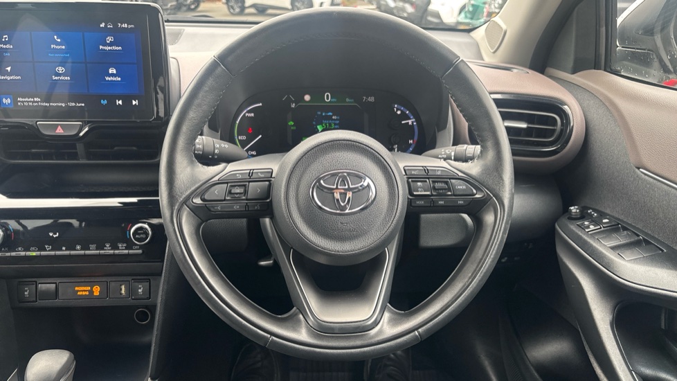 Toyota Yaris Cross 1.5 Hybrid Excel 5dr CVT Hybrid Estate - Image 7