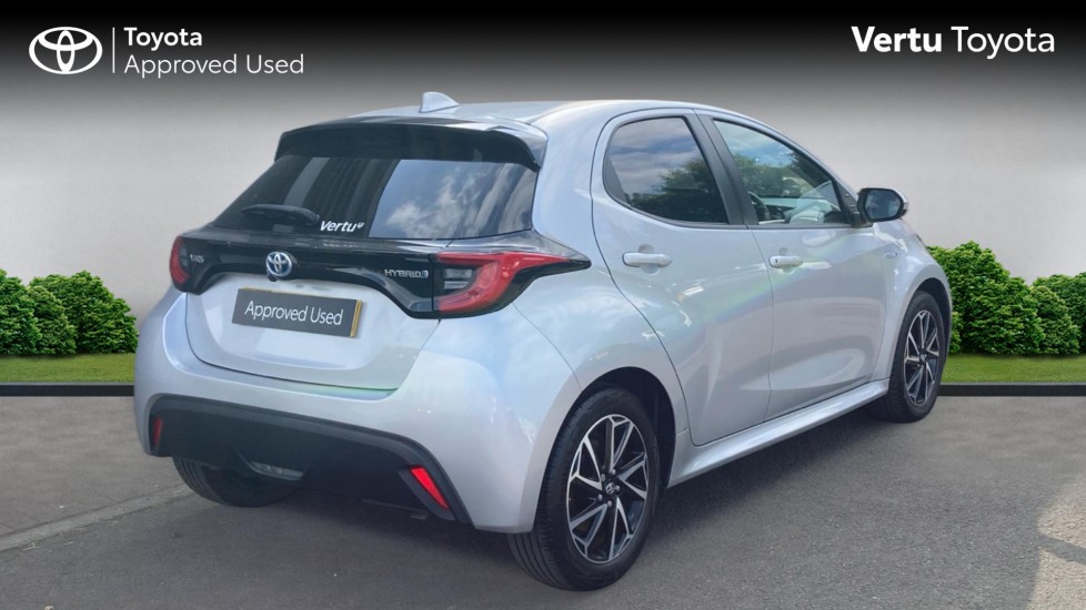 Toyota Yaris 1.5 Hybrid Design 5dr CVT Hybrid Hatchback - Image 2