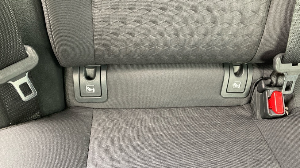 Toyota Yaris 1.5 Hybrid Design 5dr CVT Hybrid Hatchback - Image 14