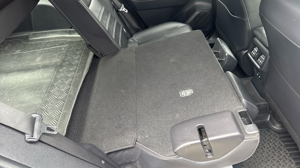 Toyota RAV4 2.5 VVT-i Hybrid Excel 5dr CVT Hybrid Estate - Image 18