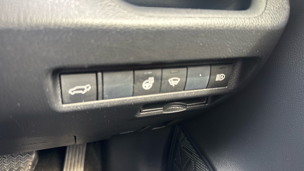 Toyota RAV4 2.5 VVT-i Hybrid Excel 5dr CVT Hybrid Estate - Image 31