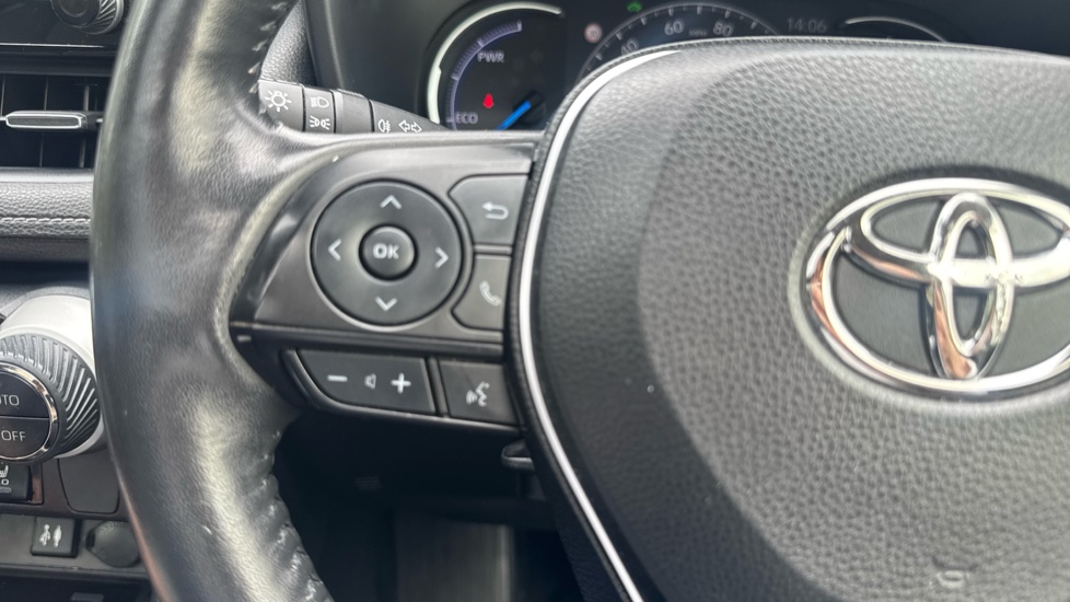 Toyota RAV4 2.5 VVT-i Hybrid Excel 5dr CVT Hybrid Estate - Image 33