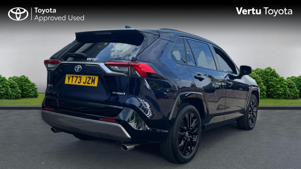 Toyota RAV4 2.5 VVT-i Hybrid Dynamic 5dr CVT 2WD Hybrid Estate - Image 2