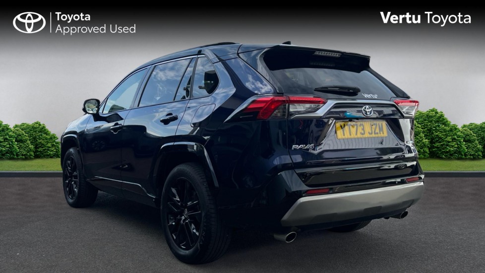 Toyota RAV4 2.5 VVT-i Hybrid Dynamic 5dr CVT 2WD Hybrid Estate - Image 4