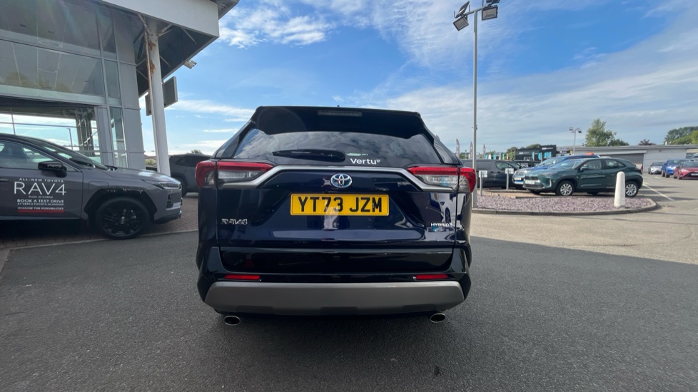 Toyota RAV4 2.5 VVT-i Hybrid Dynamic 5dr CVT 2WD Hybrid Estate - Image 26