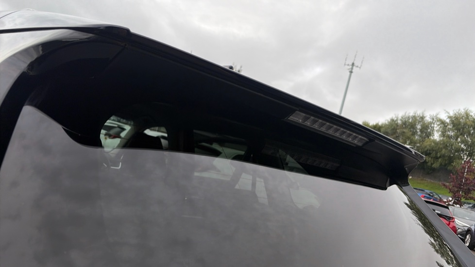 Toyota RAV4 2.5 VVT-i Hybrid Design 5dr CVT 2WD Hybrid Estate - Image 38