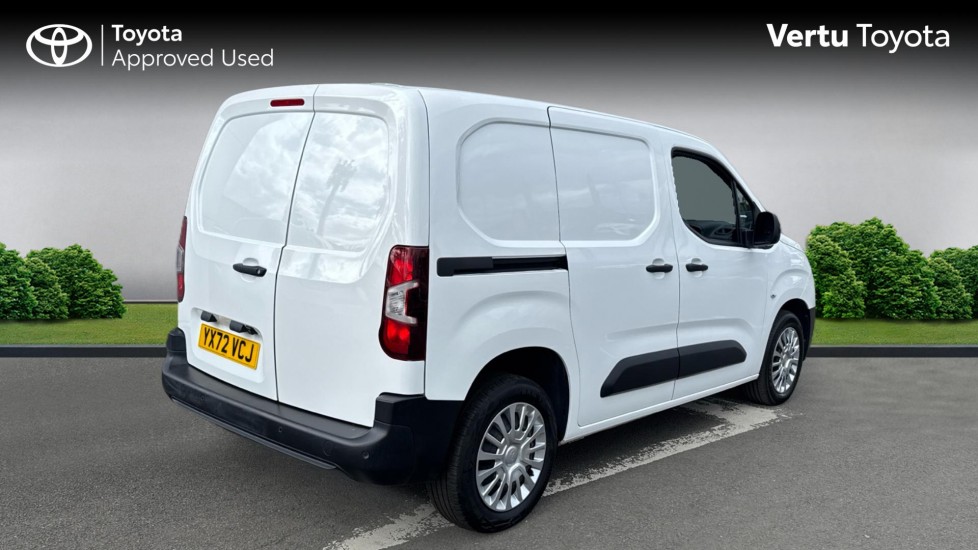 Toyota Proace City L1 Diesel 1.5D 100 Icon Van [6 Speed] - Image 2