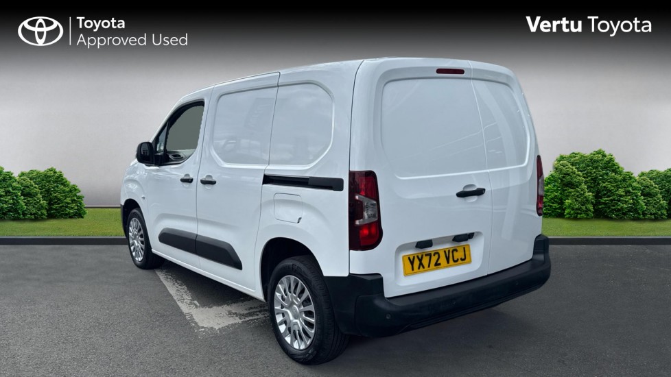 Toyota Proace City L1 Diesel 1.5D 100 Icon Van [6 Speed] - Image 4