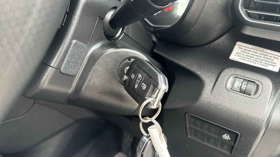 Toyota Proace City L1 Diesel 1.5D 100 Icon Van [6 Speed] - Image 16