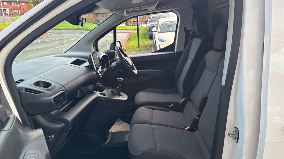 Toyota Proace City L1 Diesel 1.5D 100 Icon Van [6 Speed] - Image 5