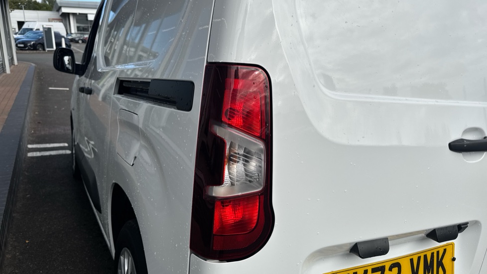 Toyota Proace City L1 Diesel 1.5D 100 Icon Van [6 Speed] - Image 21