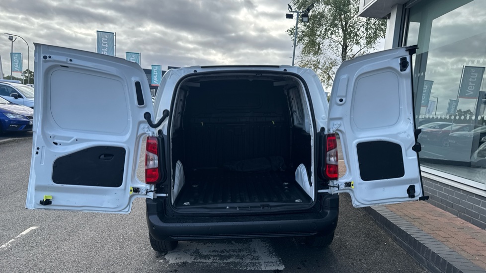 Toyota Proace City L1 Diesel 1.5D 100 Icon Van [6 Speed] - Image 34