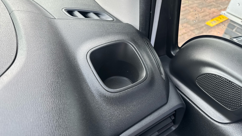Toyota Proace City L1 Diesel 1.5D 100 Icon Van [6 Speed] - Image 43