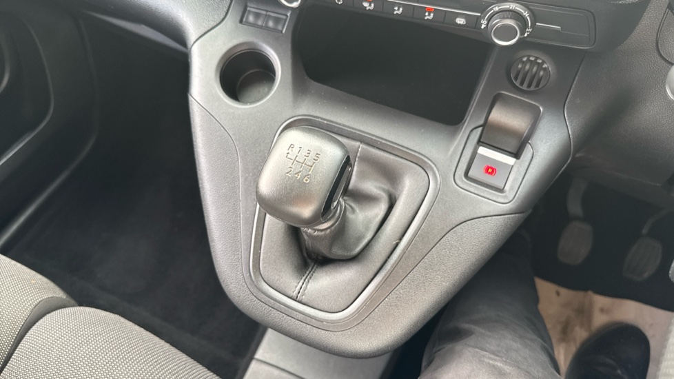 Toyota Proace City L1 Diesel 1.5D 100 Icon Van [6 Speed] - Image 54