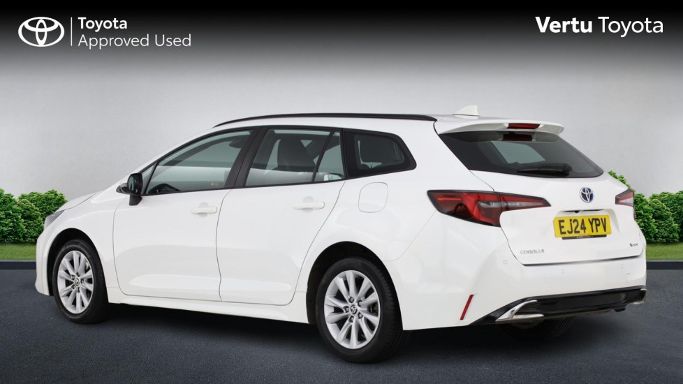 Toyota Corolla 1.8 VVT-i Hybrid Icon 5dr CVT Hybrid Estate - Image 4