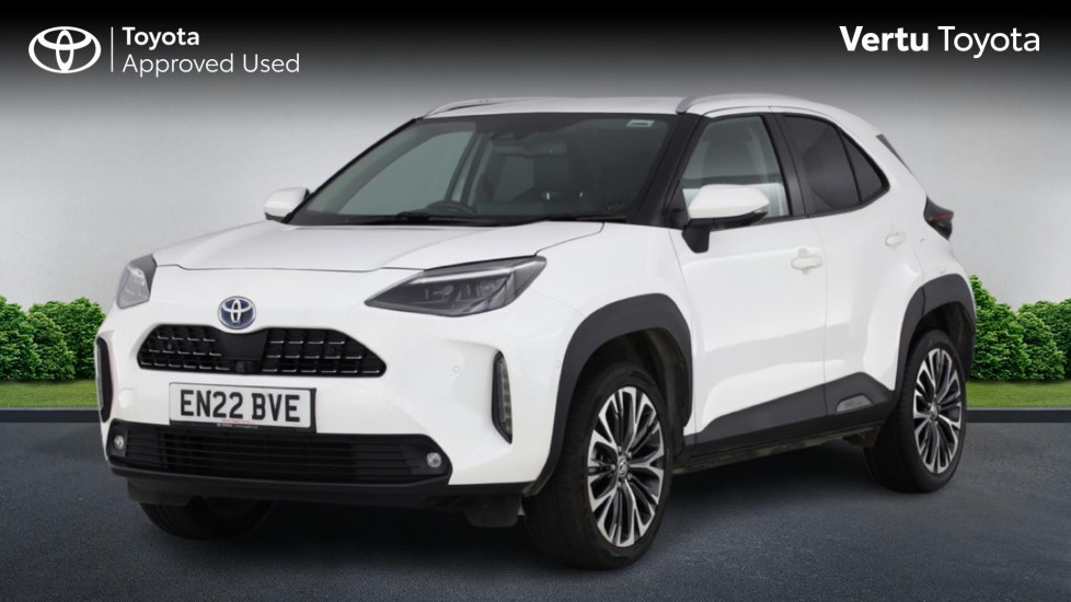 Toyota Yaris Cross 1.5 Hybrid Excel 5dr CVT Hybrid Estate - Image 3