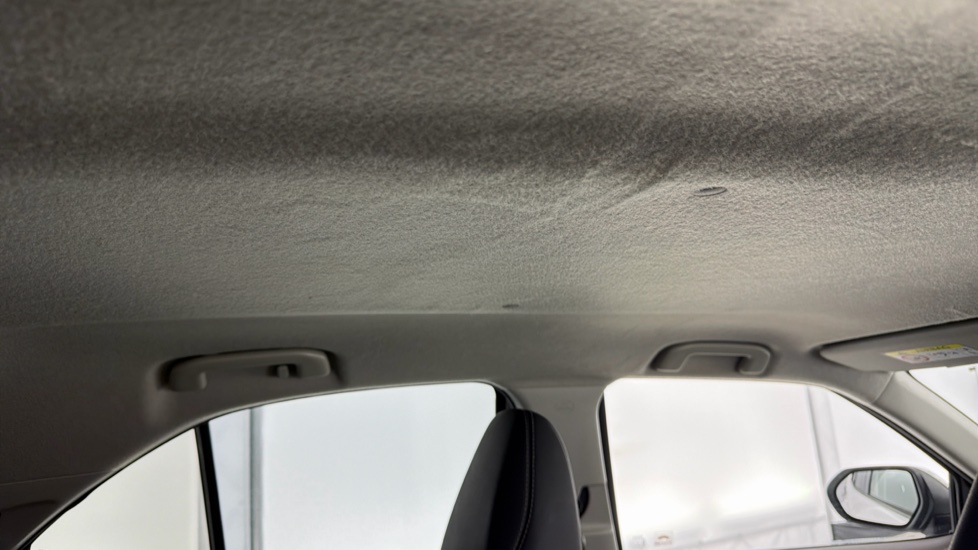 Toyota Yaris Cross 1.5 Hybrid Excel 5dr CVT Hybrid Estate - Image 19