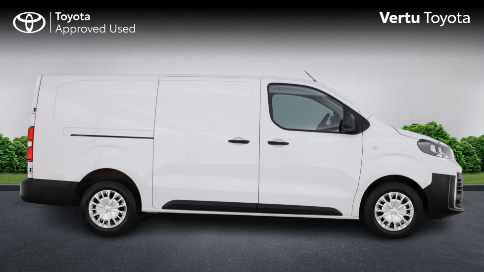 Toyota Proace L2 Diesel 2.0D 145 Icon Van - Image 16