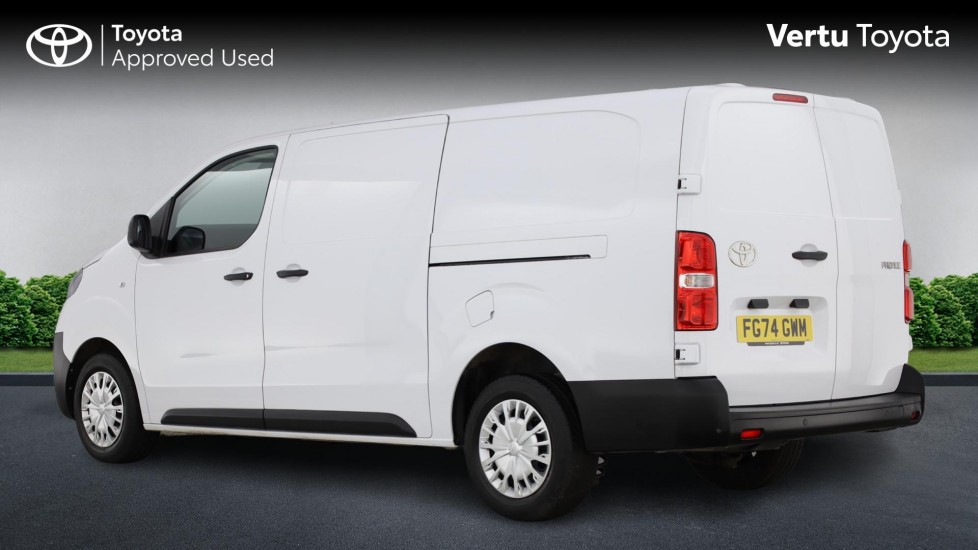 Toyota Proace L2 Diesel 2.0D 145 Icon Van - Image 4
