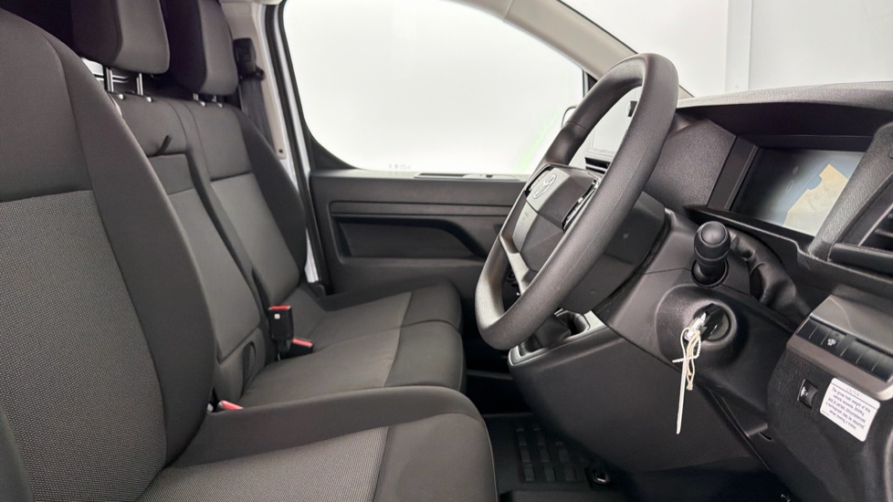 Toyota Proace L2 Diesel 2.0D 145 Icon Van - Image 12