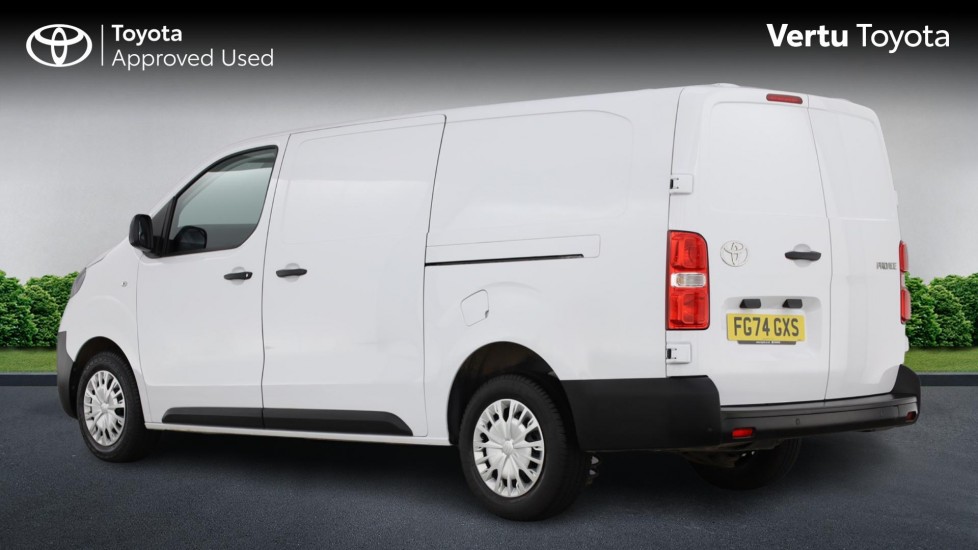 Toyota Proace L2 Diesel 2.0D 145 Icon Van - Image 4