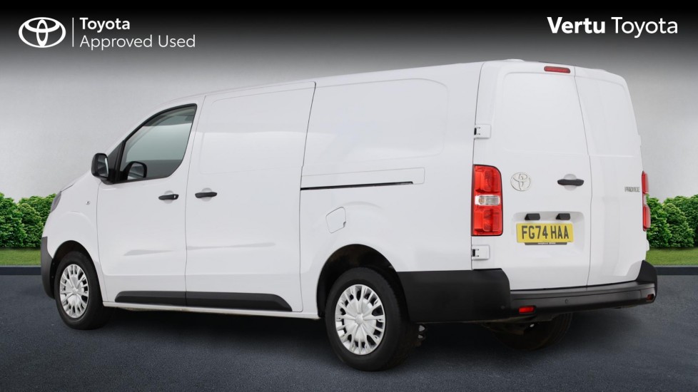 Toyota Proace L2 Diesel 2.0D 145 Icon Van - Image 4