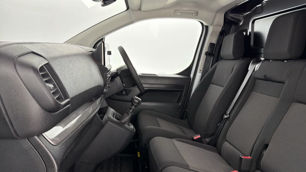 Toyota Proace L2 Diesel 2.0D 145 Icon Van - Image 5