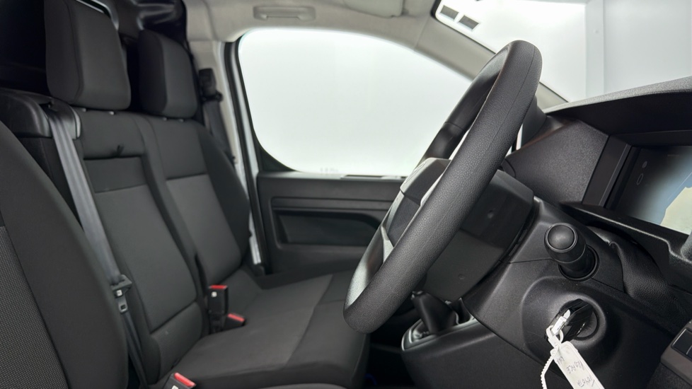 Toyota Proace L2 Diesel 2.0D 145 Icon Van - Image 12