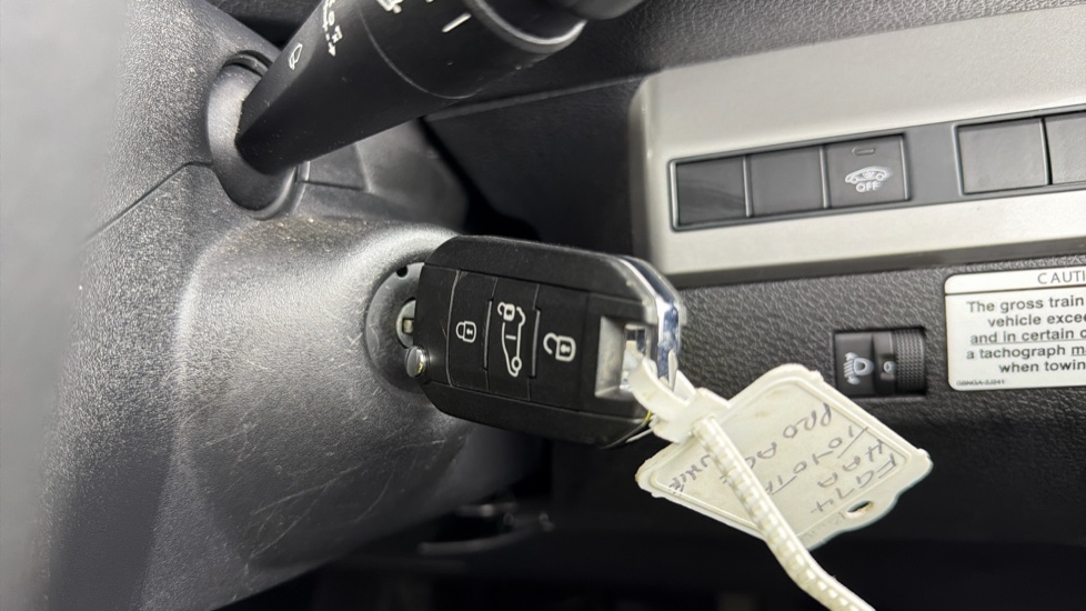 Toyota Proace L2 Diesel 2.0D 145 Icon Van - Image 18