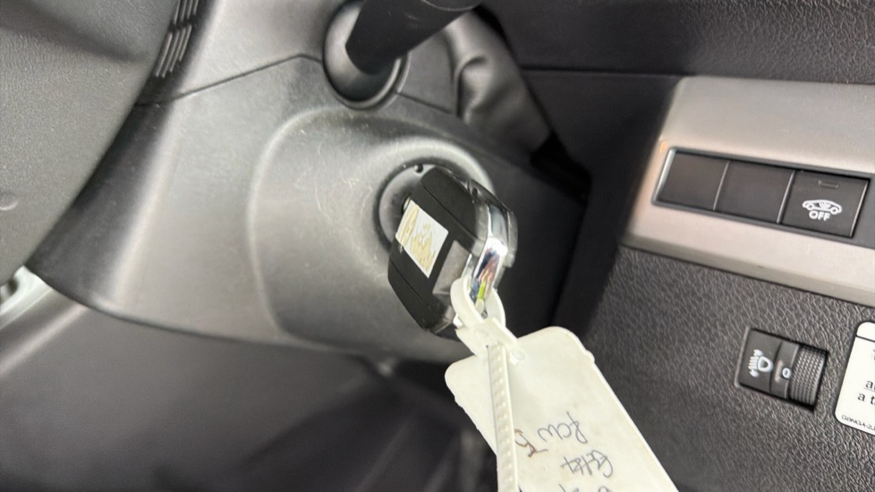 Toyota Proace L2 Diesel 2.0D 145 Icon Van - Image 18